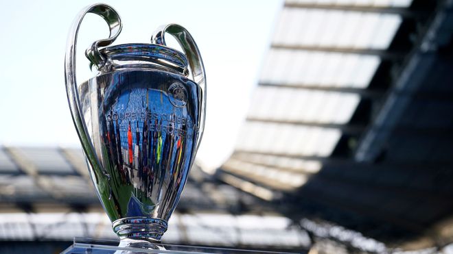 我谢谢你啊！利物浦小组赛7胜1负第一 1／8决赛抽附加赛10-0的巴黎.